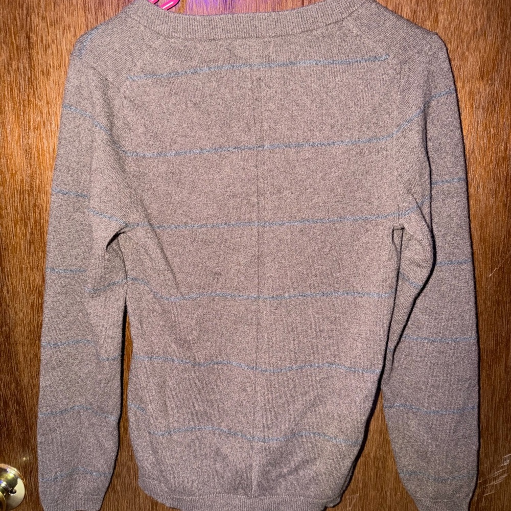Patagonia Cashmere Wool Blend V Neck Sweater - Picture 4 of 6